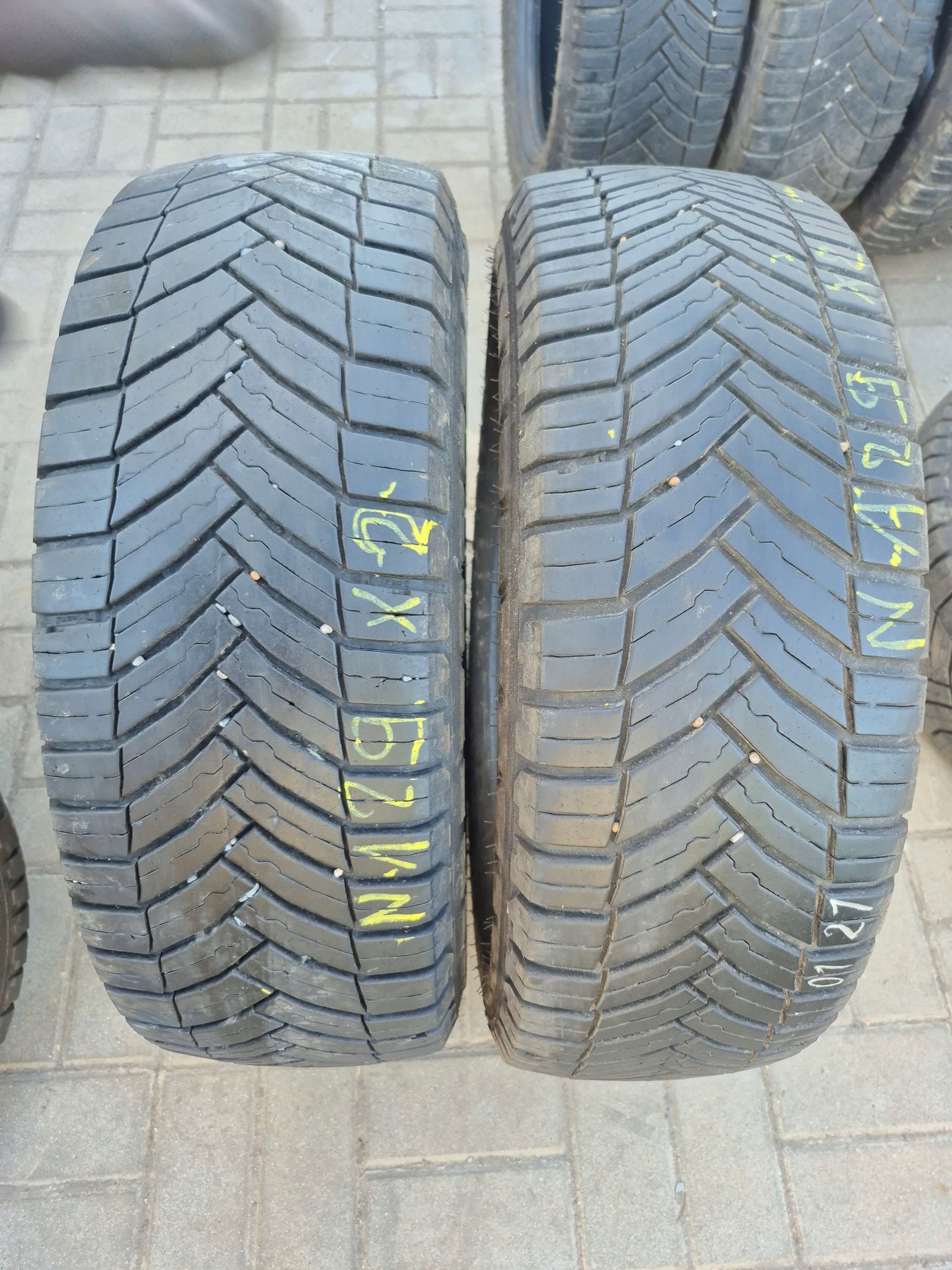 Michelin Agilis Crossclimate 215/65R16C 109/107 T 2X