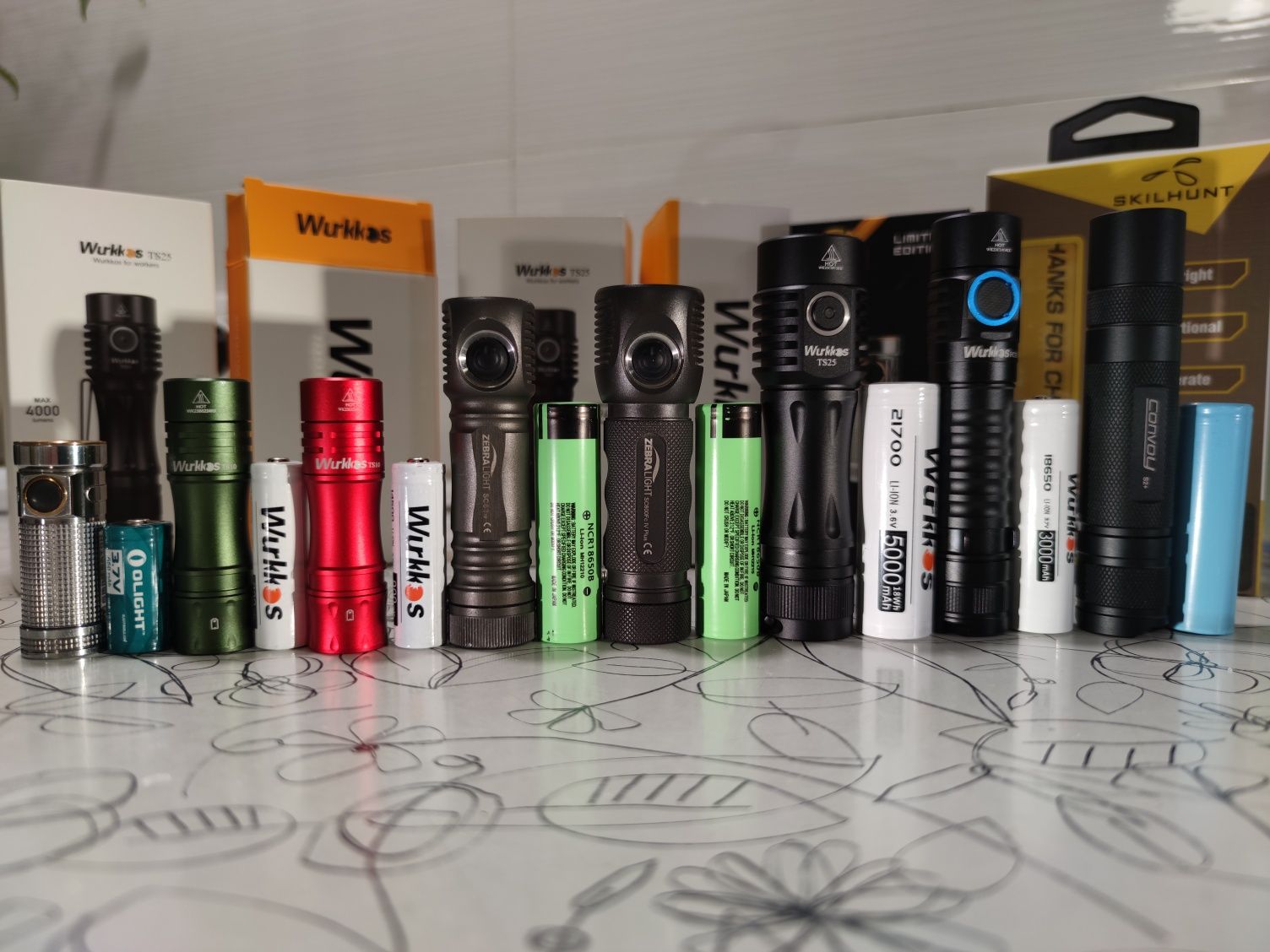 ліхтарик Zebralight SC63w Olight titan  wurkkos ts10ts skilhunt H200