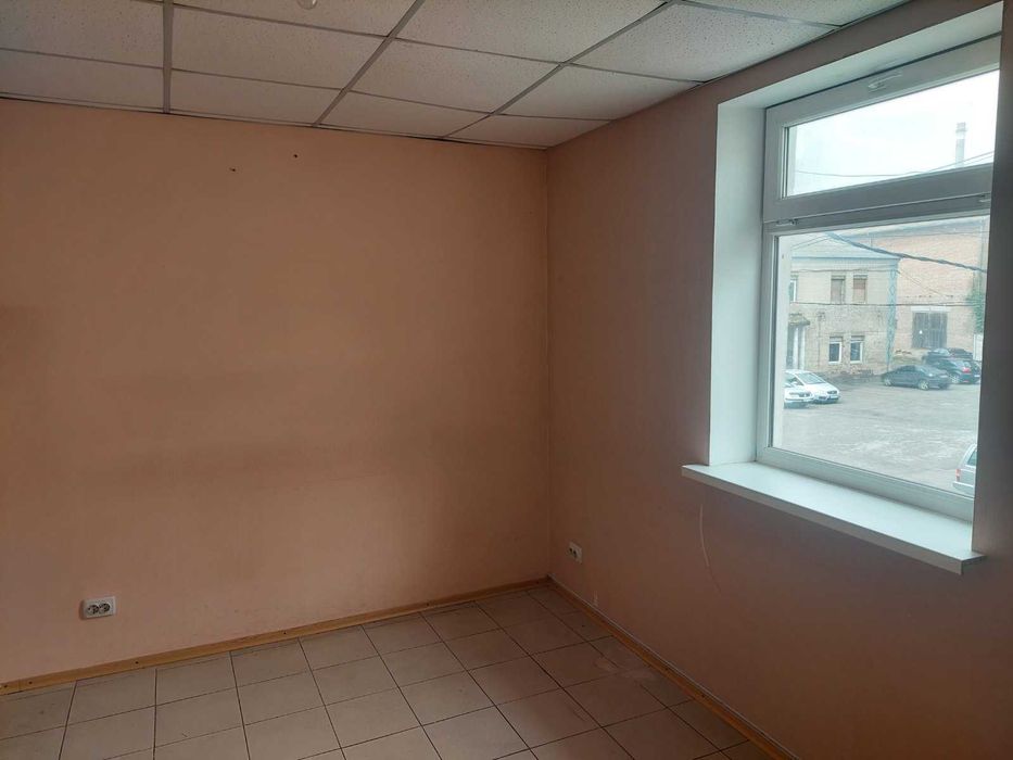 (5)   Здам в оренду офісне приміщення на Замості 6470