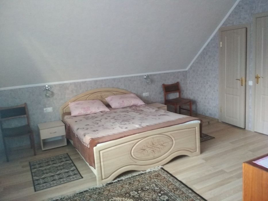 Здам будинок,кімнату  с. Поляна Закарпаття