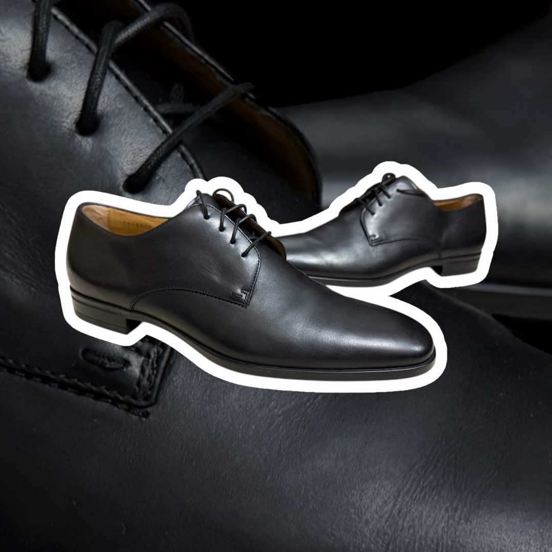 Hugo Boss Kensington skórzane pantofle półbuty męskie 44/45

Rozmiar 4