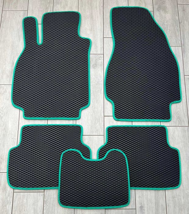 коврики =Renault= (Megane 2 ) 2003-2009 Багажники / Меган резиновые