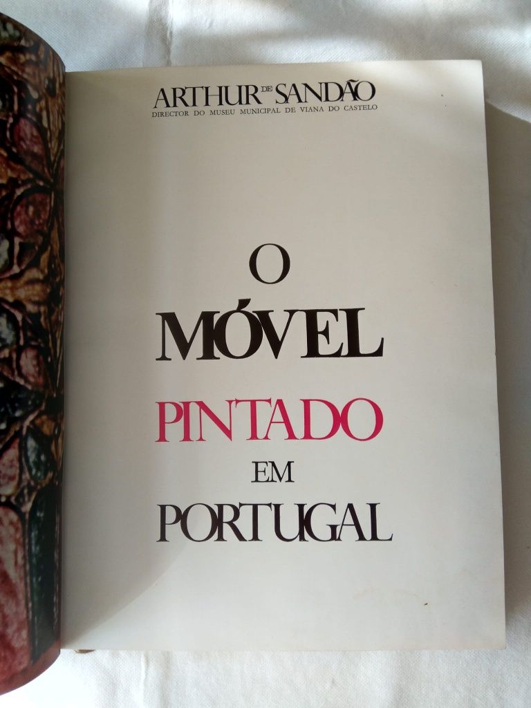 Arte. O Móvel Pintado em Portugal