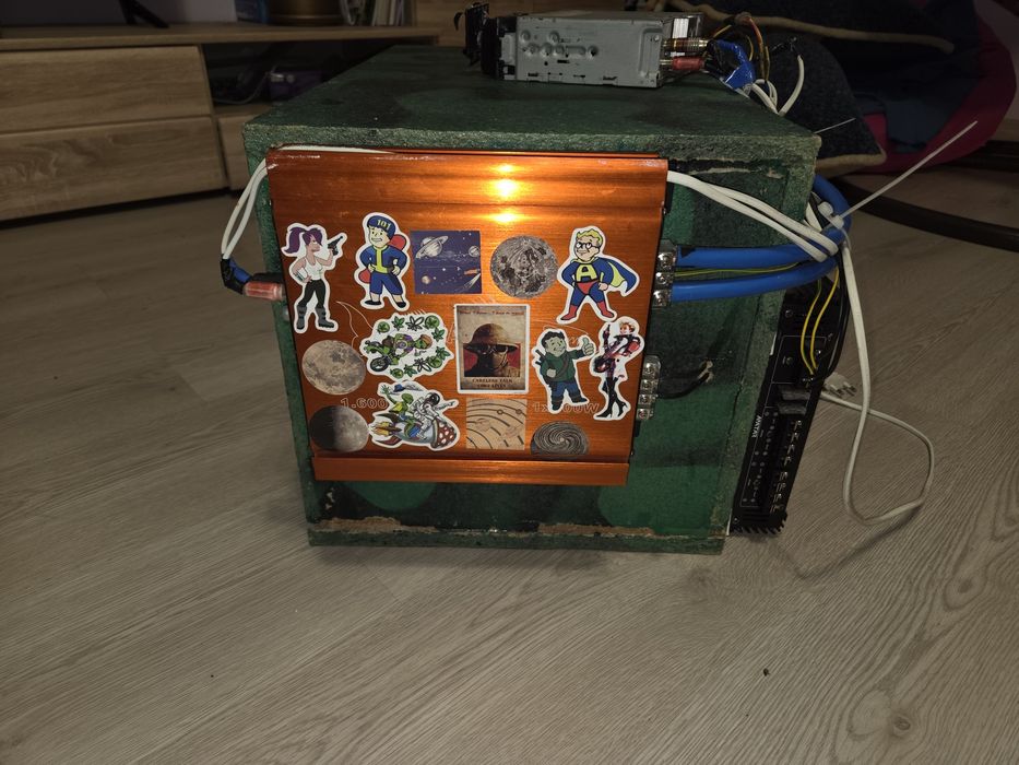 Акустична система, колонки с сабуфером