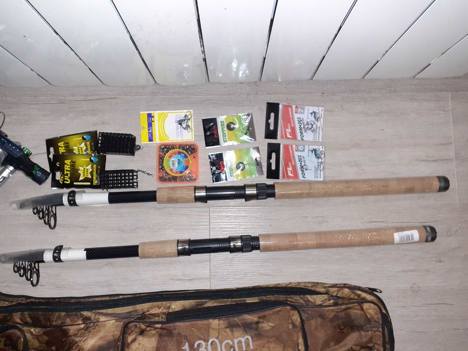 Zestaw wędkarski - 2 wędki 2,7 m, kołowrotki, pokrowiec + osprzęt