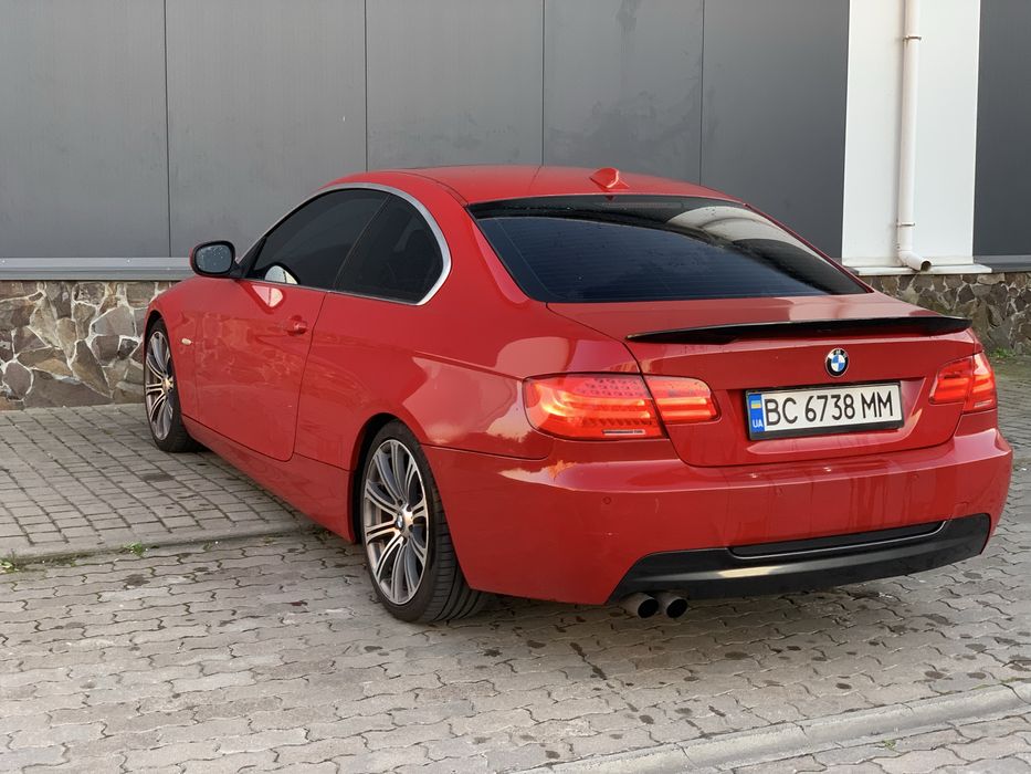 BMW E92 coupe 328i 2012