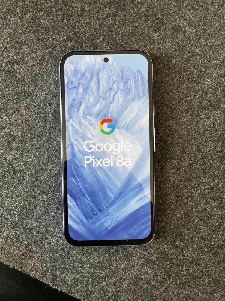 Atrapa teleofnu Google pixel 8a