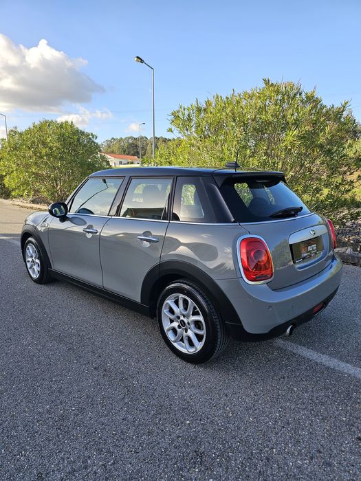 Mini Cooper D 1.5 115cv