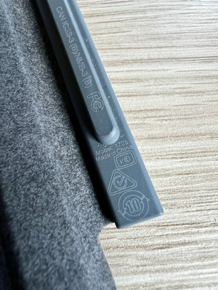 Klawiatura Microsoft Sirfqce Pro Signature Alcantara 1725 FFQ-00153