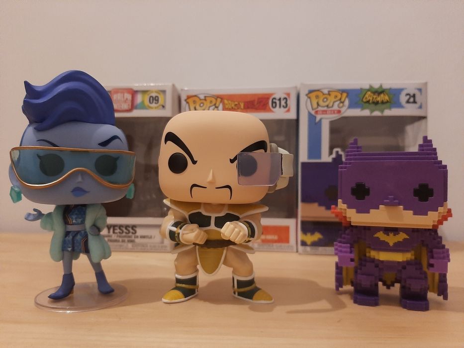 Pop Batgirl BB-9 Freddie Mercury Nappa Yesss  Wonder Woman alexis rose