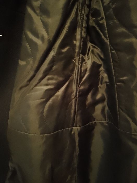 Płaszcz zimowy wełniany rozmiar 36, czarny, z ociepleniem, firma Jass