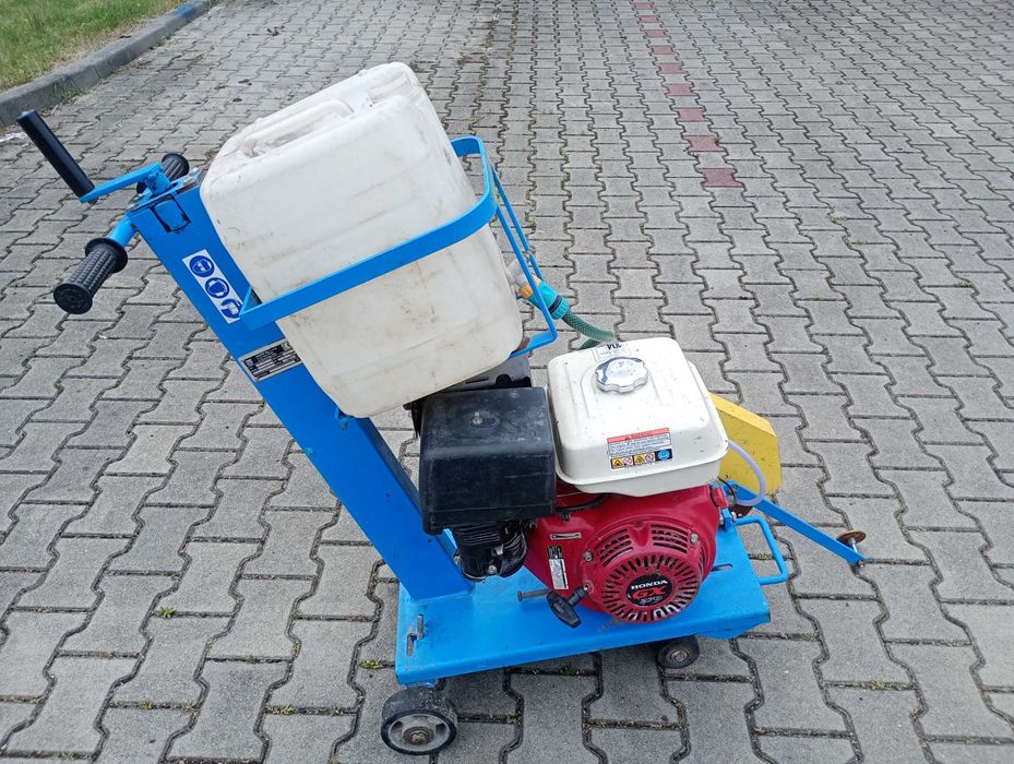 Przecinarka do asfaltu / betonu