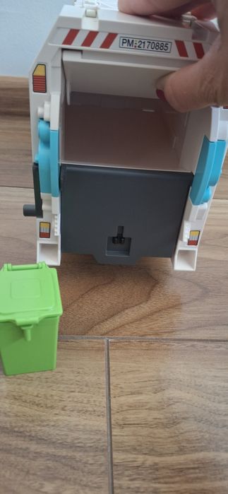 Śmieciarka Playmobil .