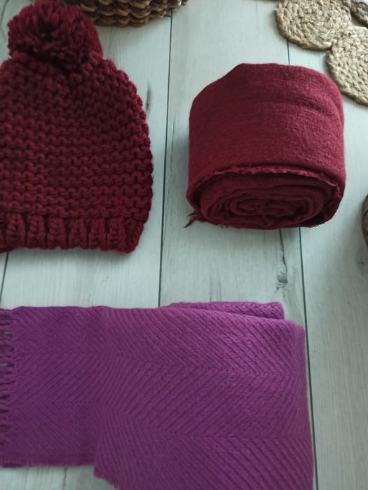 Zestaw czapka i szale