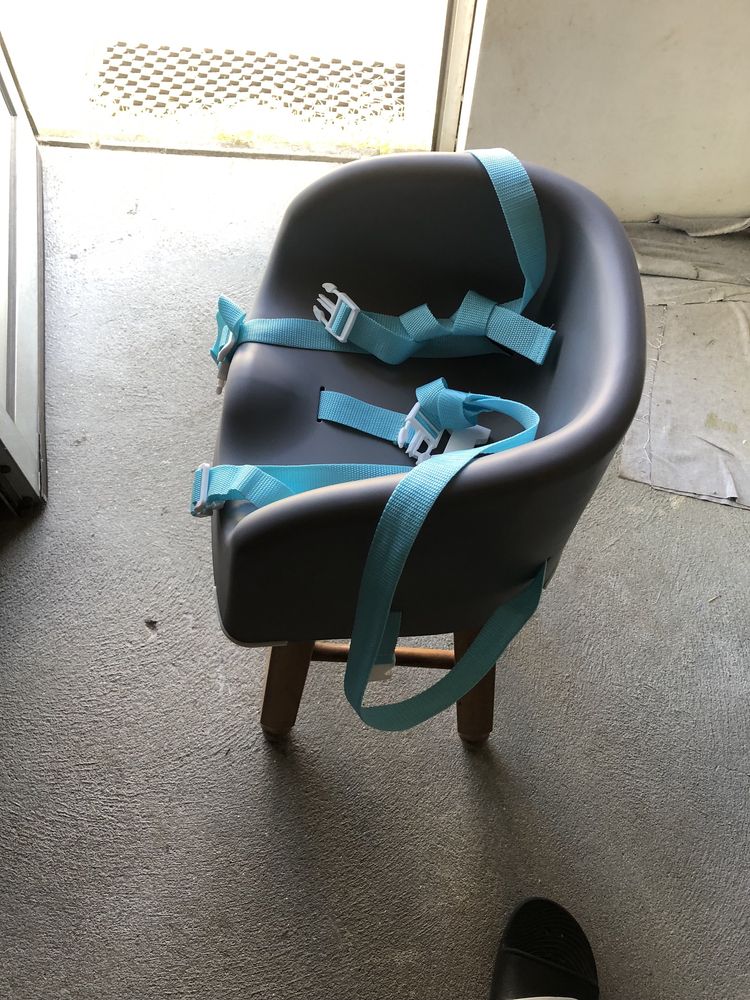 Cadeira de aumento para bebé