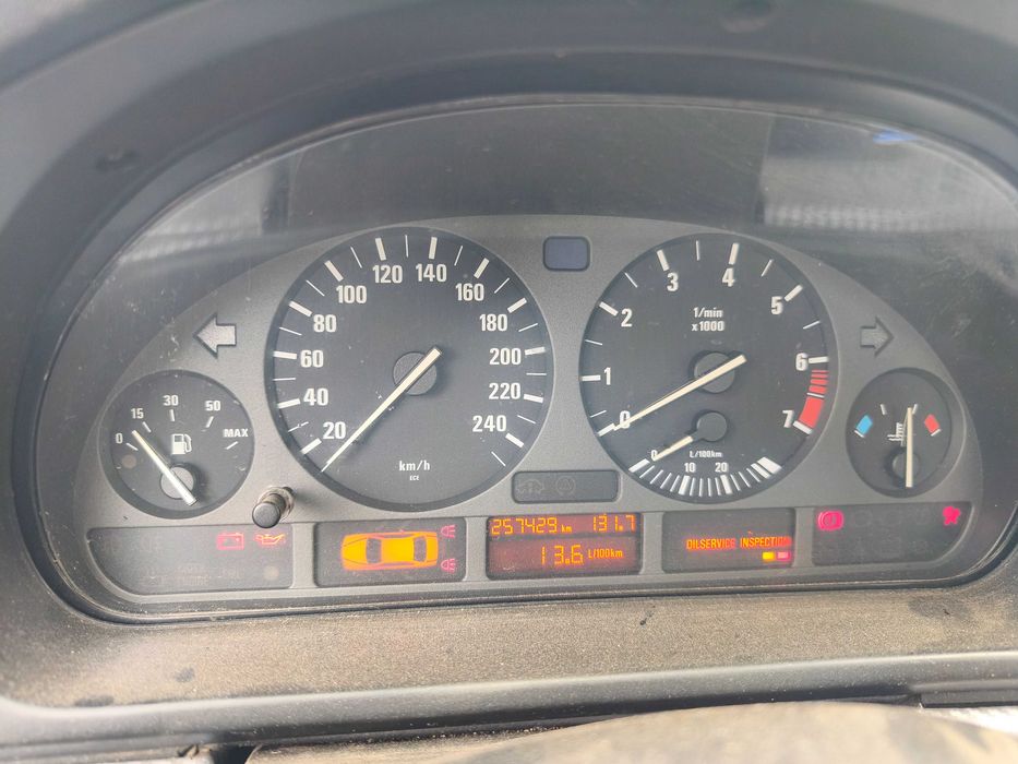 BMW 520i  E39 150cv 6 cilindros