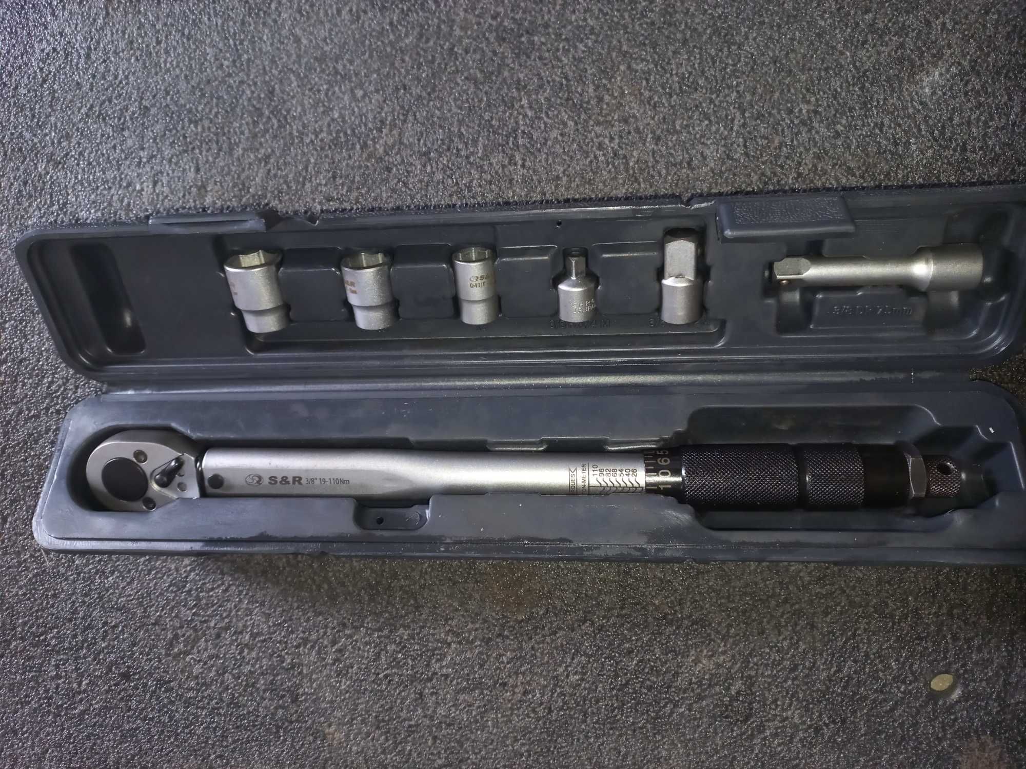 Динамометрический ключ S&R 3/8  19-110 Нм