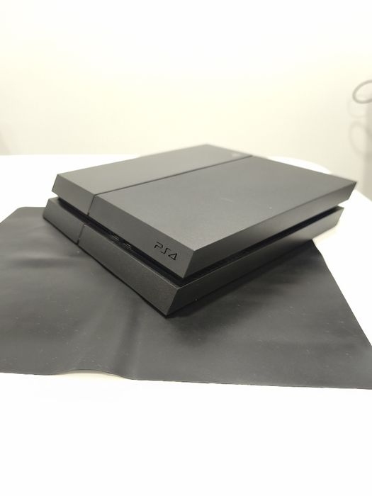 PlayStation 4 com jogos