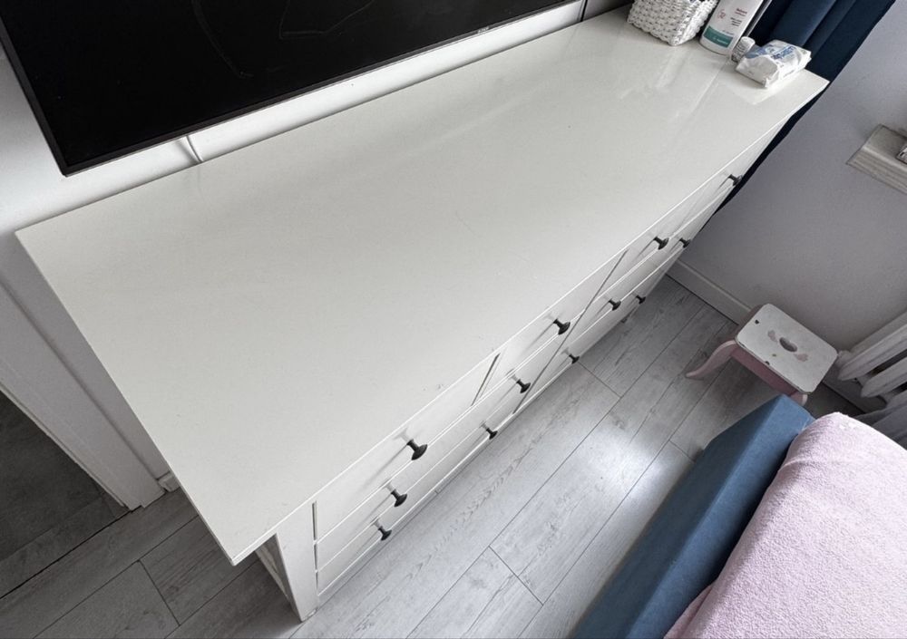Komoda Ikea Hemnes biała 8 szuflad