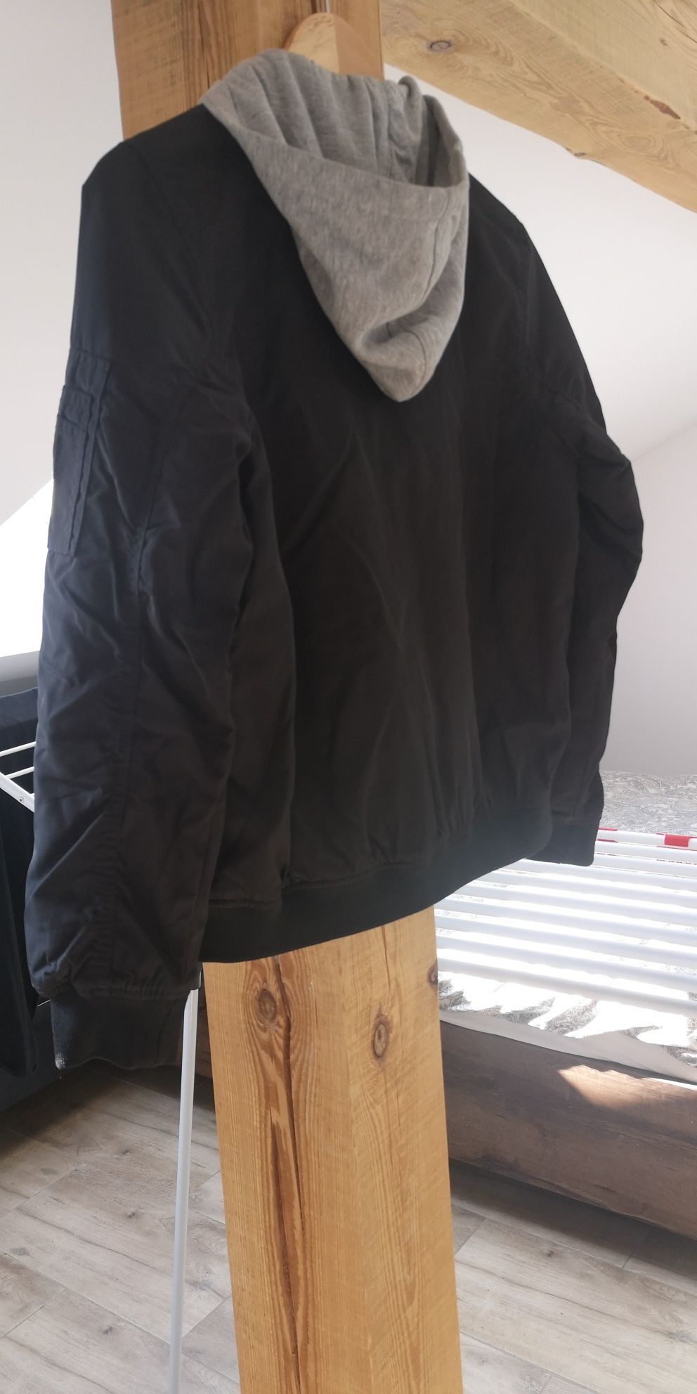 Kurtka bomberka dla chłopca  H&m 10-12l at
