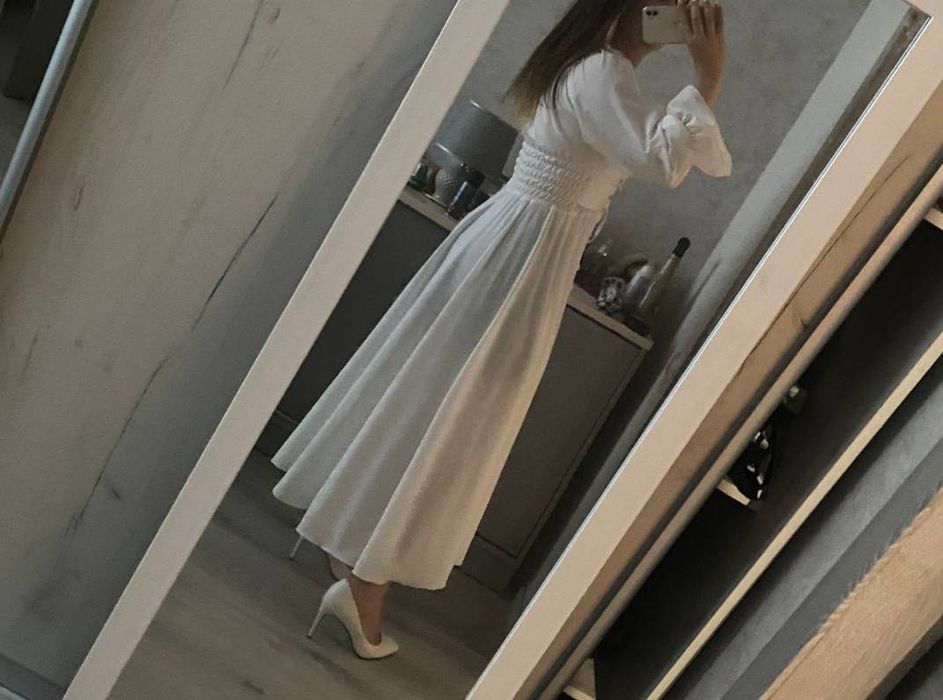 Продам шикарне платтячко на свята р.46-48