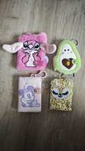 Mini notesiki breloczki Minnie, awokado, Stitch Angel, renifer