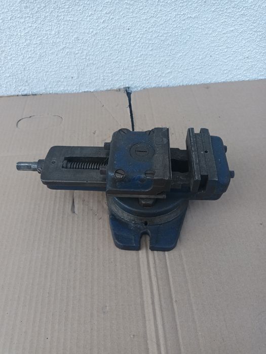 Immadło maszynowe obrotowe.