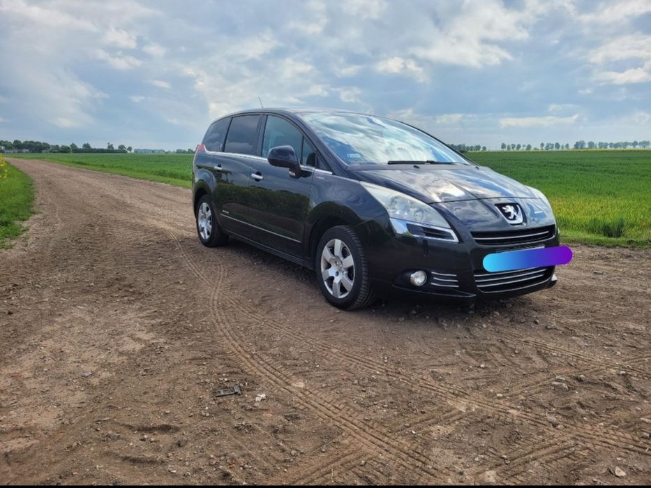 Peugeot 5008 1.6 benzyna
