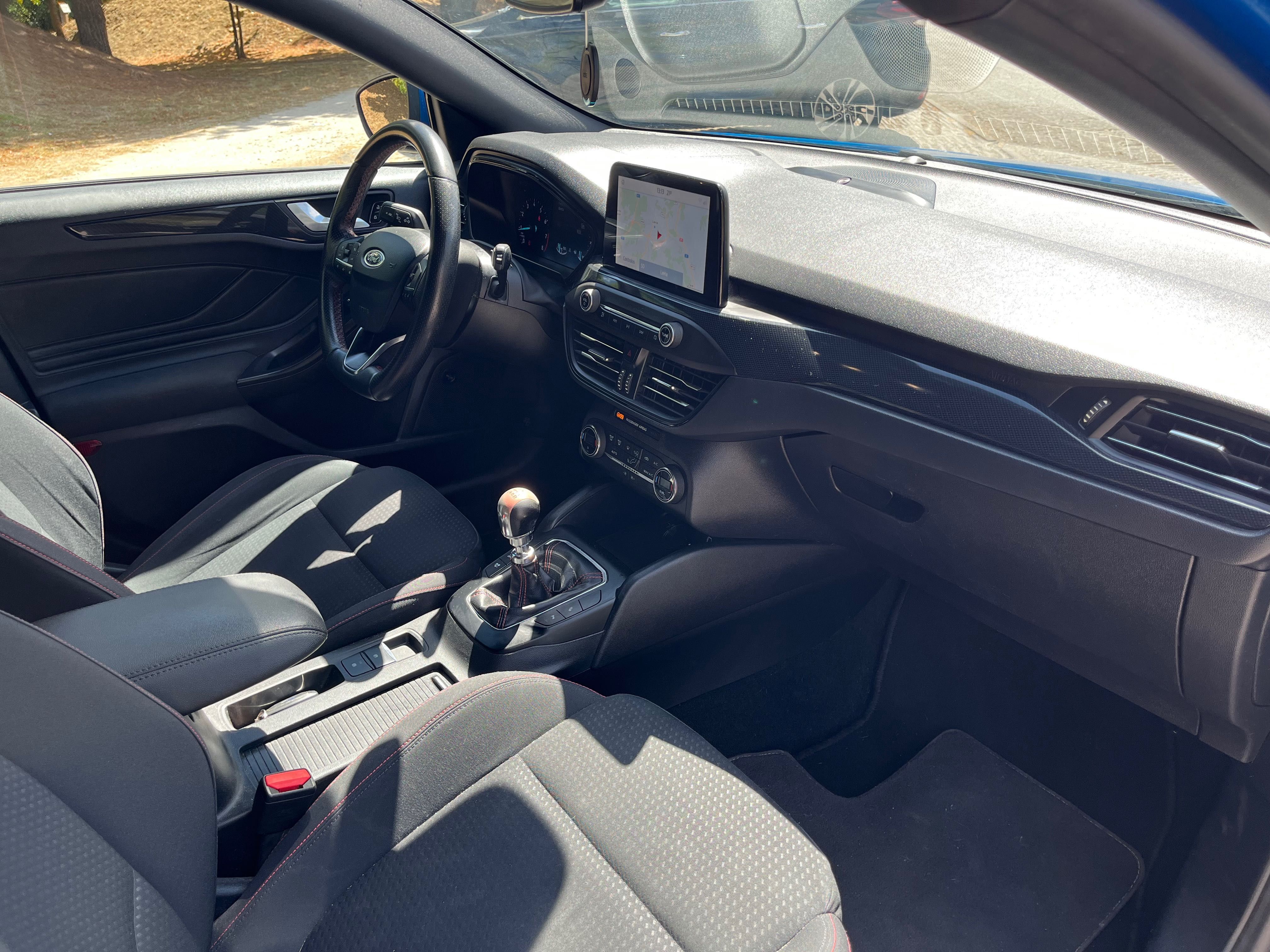 Ford Focus ST Line
