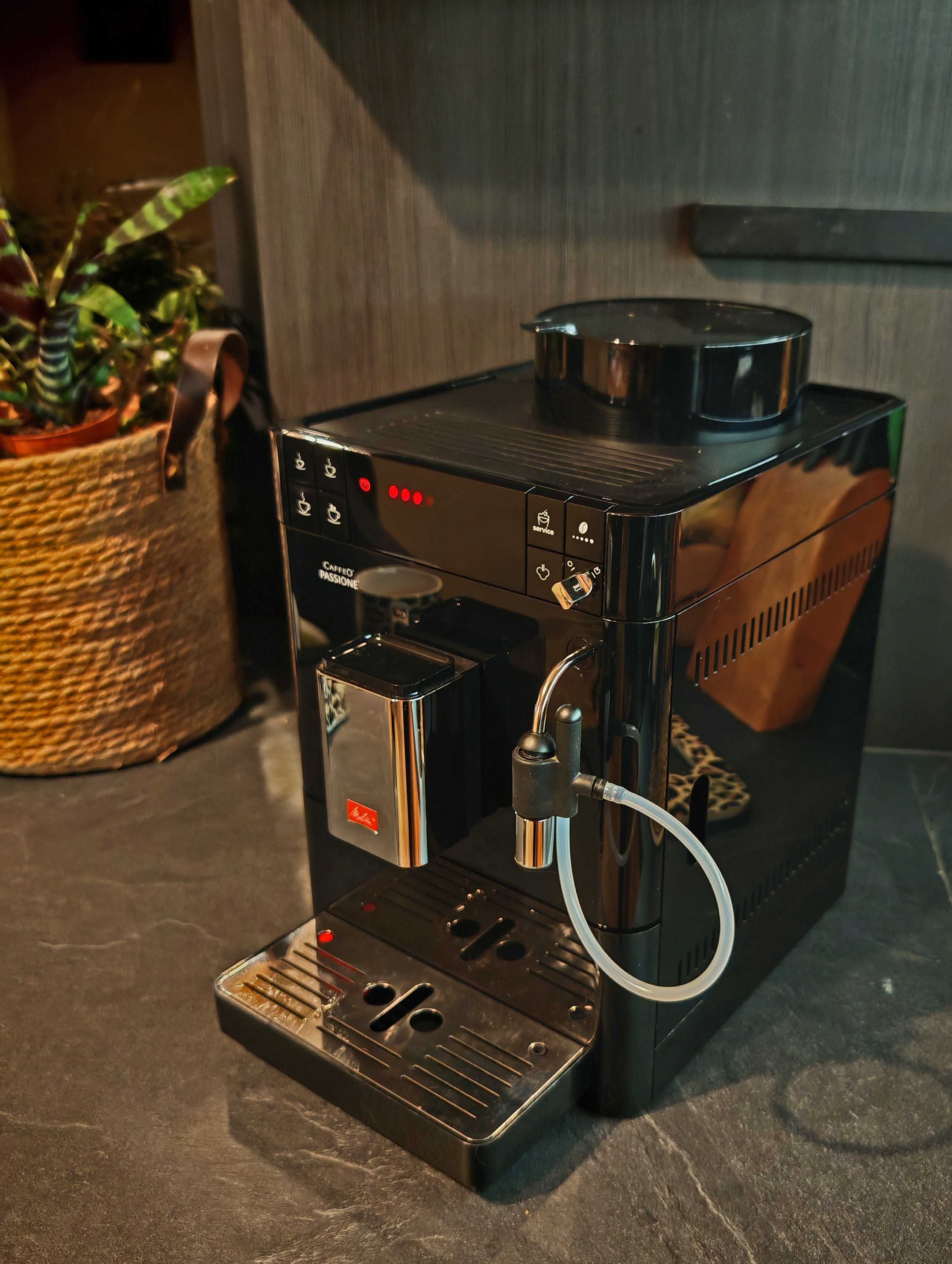 Ekspres do kawy Mellitta Caffeo Passione w pełni sprawny,gwar. serwisu