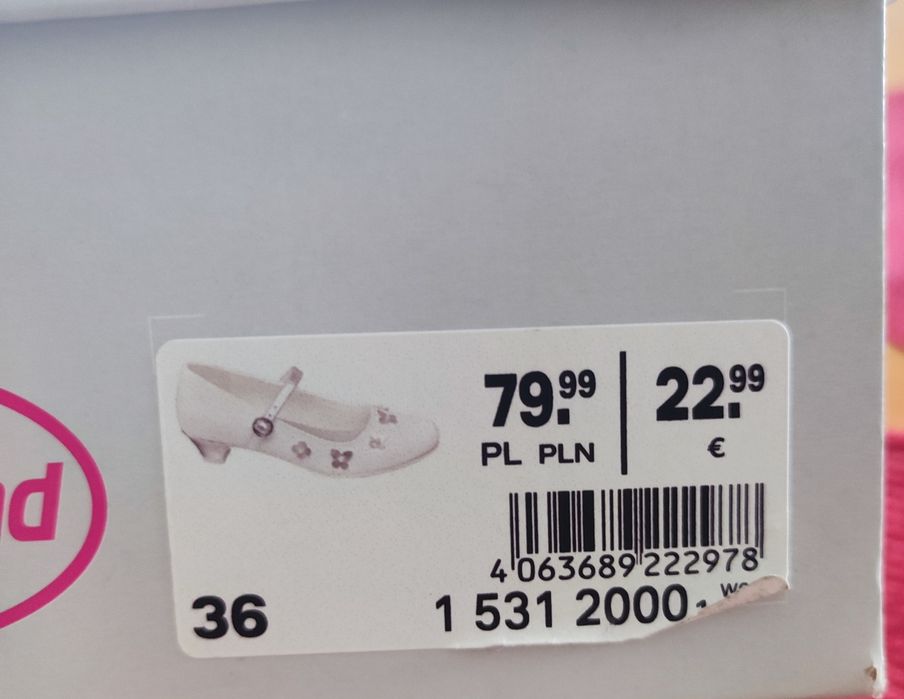Buty dziewczęce.