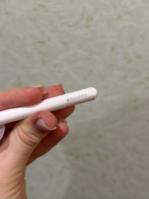 Apple Pencil Pro новий