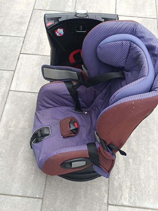 Fotelik dziecięcy samochodowy Maxi Cosi Axiss 9-18 kg - obrotowy