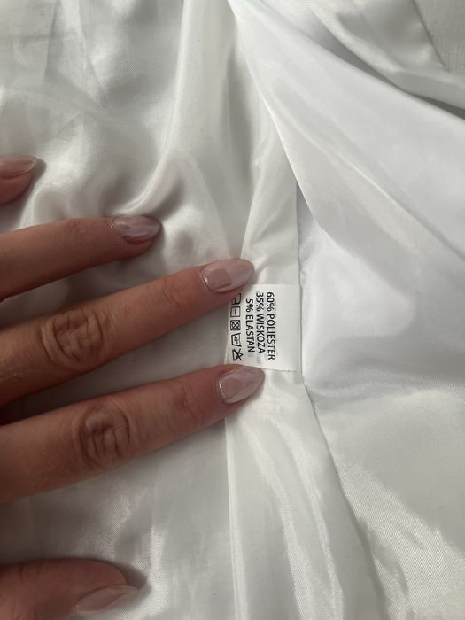 Biała marynarka ala balmain