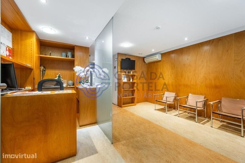 Consultório/Escritório - Zona Estádio D. Afonso Henriques!