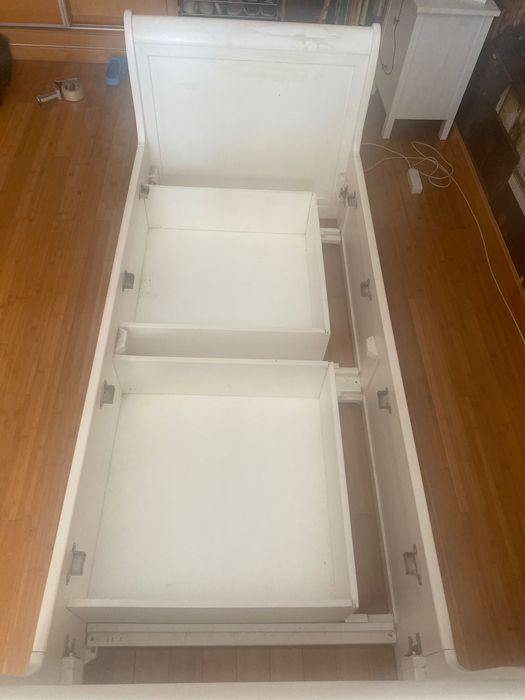 Vendo cama Solteiro/a