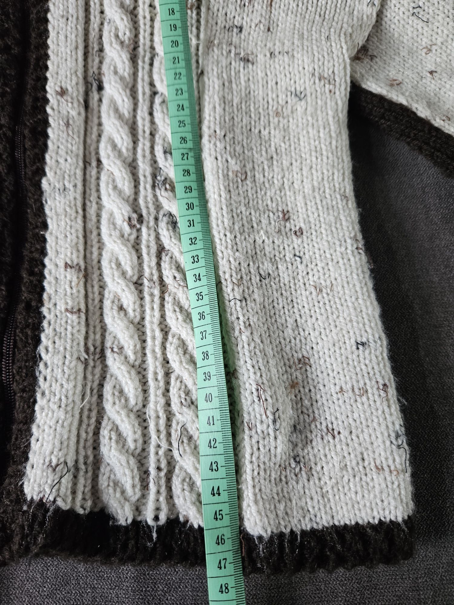 Sweter na zamek rozmiar 128