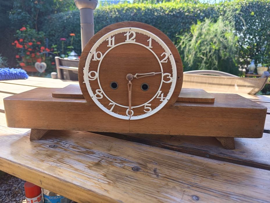 Sprzedam stary drewniany zegar kominkowy z 1962 roku