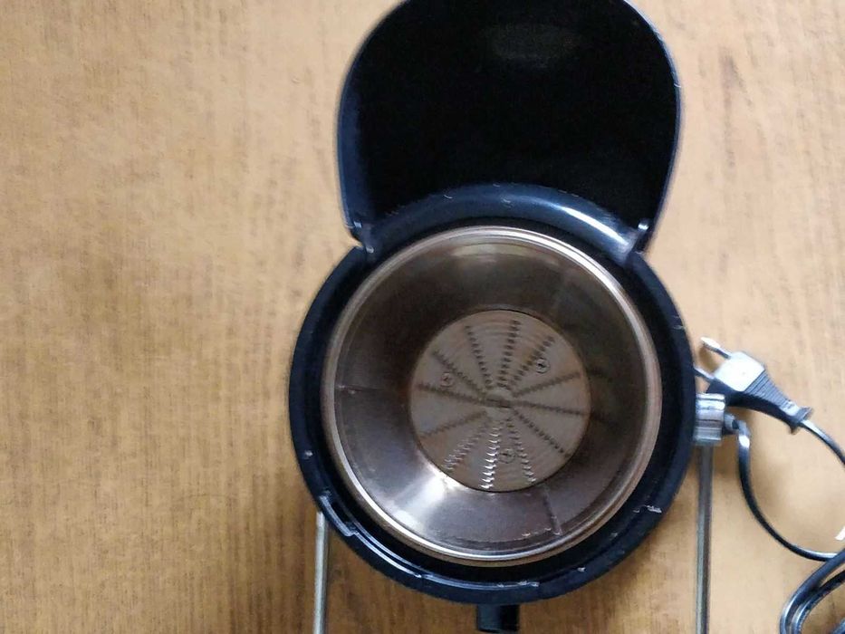 Електросоковитискач( соковыжималка) ALPARI J-3817 побутова