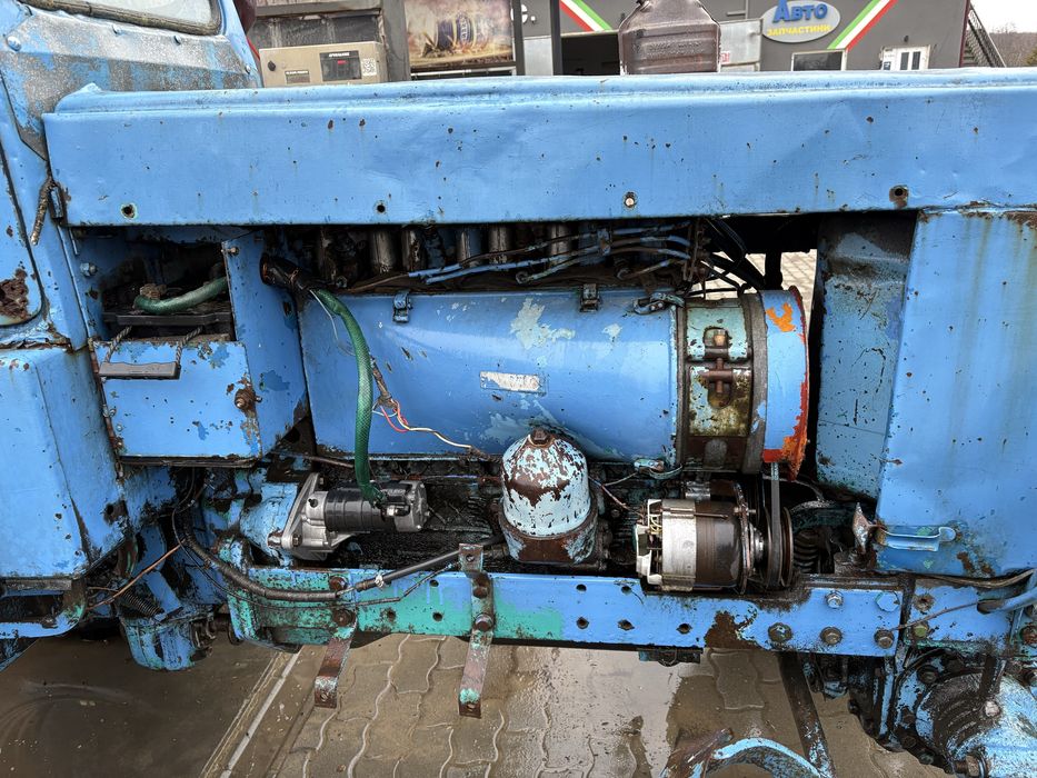 Продам трактор Т-40 і прес FAHR