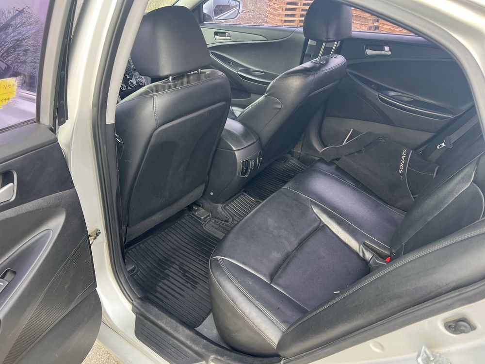 Продам Hyundai Sonata 2014 р 2.0 газ