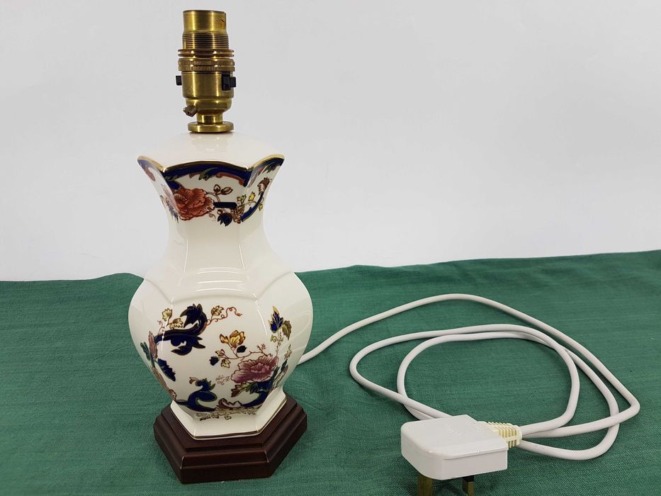 Винтажная настольная керамическая лампа  Mason's Blue Mandalay