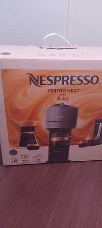 Máquina café Nespresso Vertuo A ESTREAR
