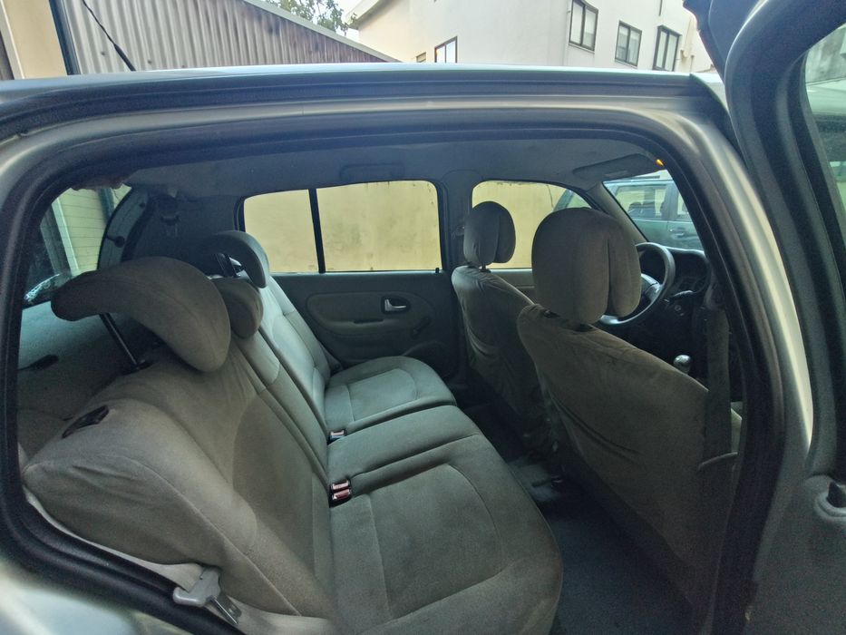 Renault Clio 1.2 RXE apenas 120 mil kms