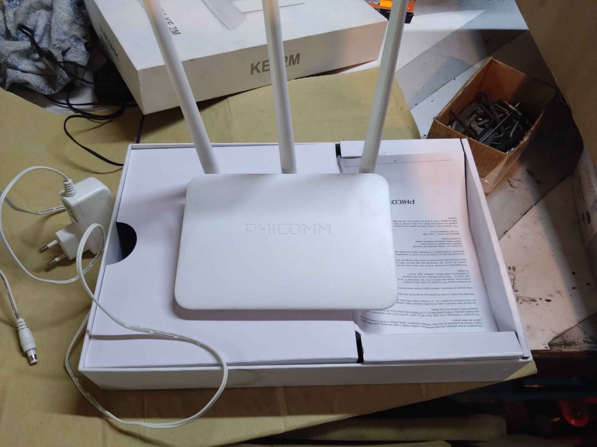 Router phicom KE 2M