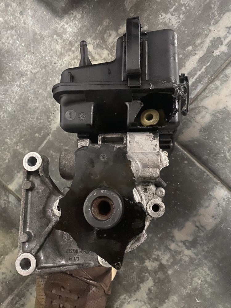 Bomba dirreção assistida mercedes w204 w212