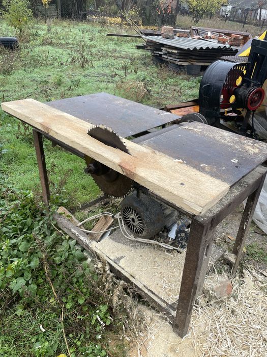 Циркулярка + фуганок в одному верстаті, ширина ножів 32 см, 3 кВт