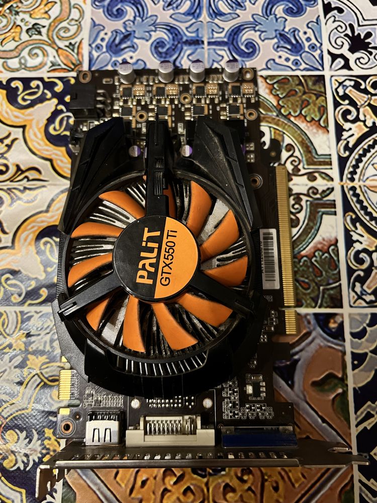 NVIDIA Geforce GTX 550 Ti 1gb