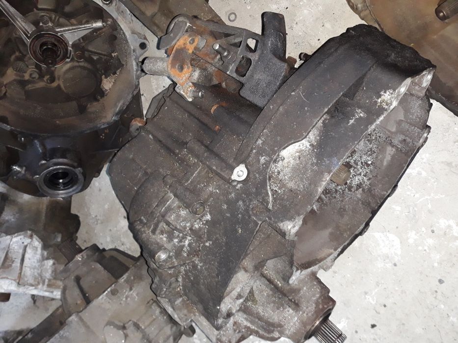 Коробка фольцваген т5 2.5 2008р 128кв 96кв