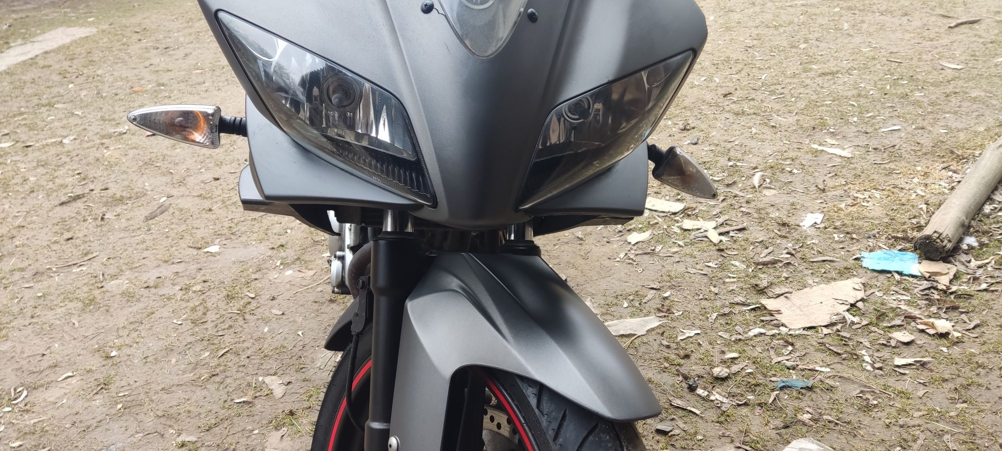 Yamaha Yzf r125 lagi półki koło tarcza opona 08-14